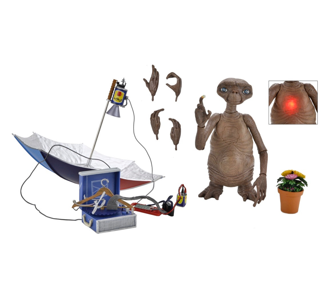 NECA E.T. The Extra-Terrestrial 40th Anniversary Deluxe Ultimate Action Figure (7 inch Scale)