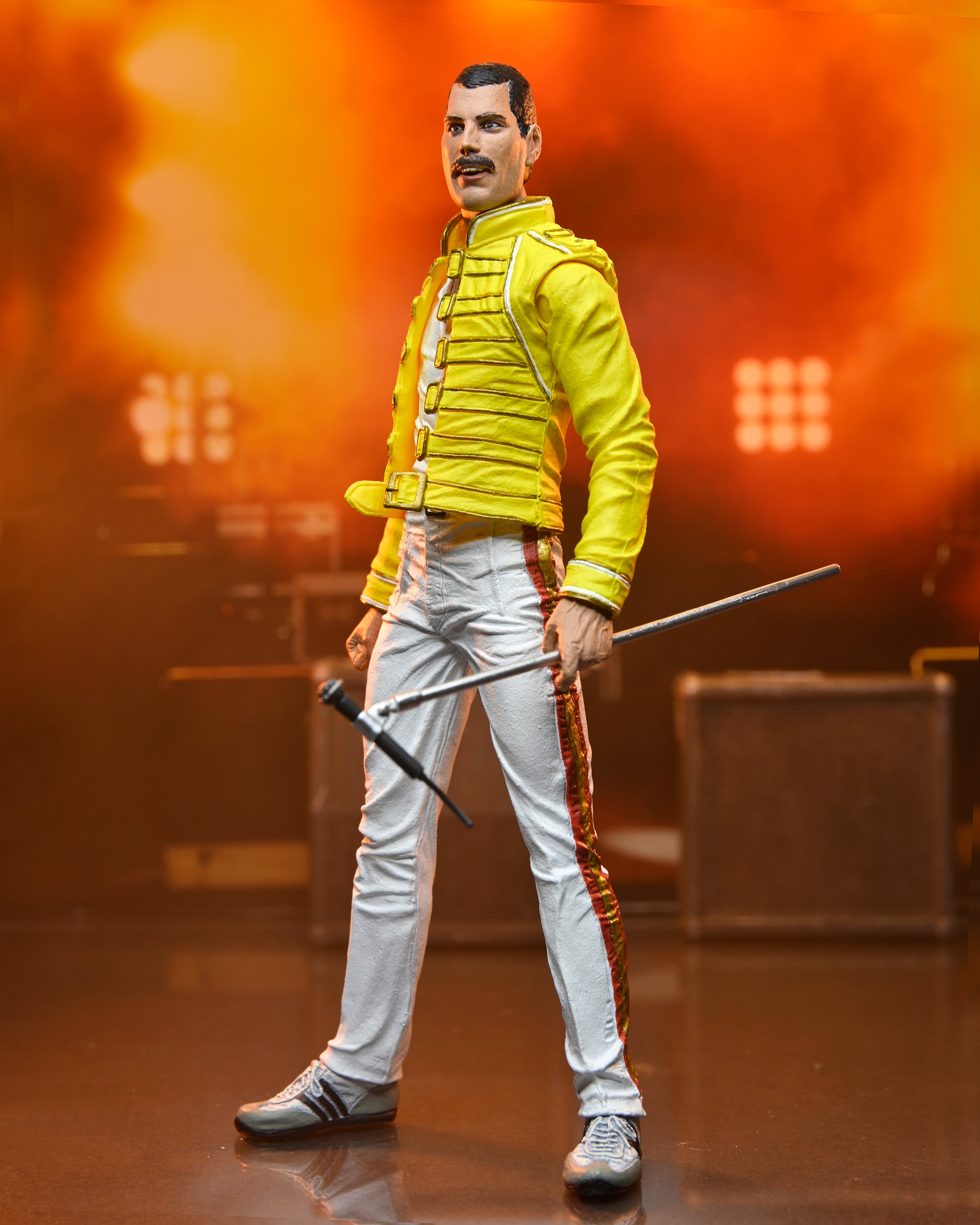 NECA Queen: Freddie Mercury (Yellow Jacket Ver.) 7" Scale Action Figure