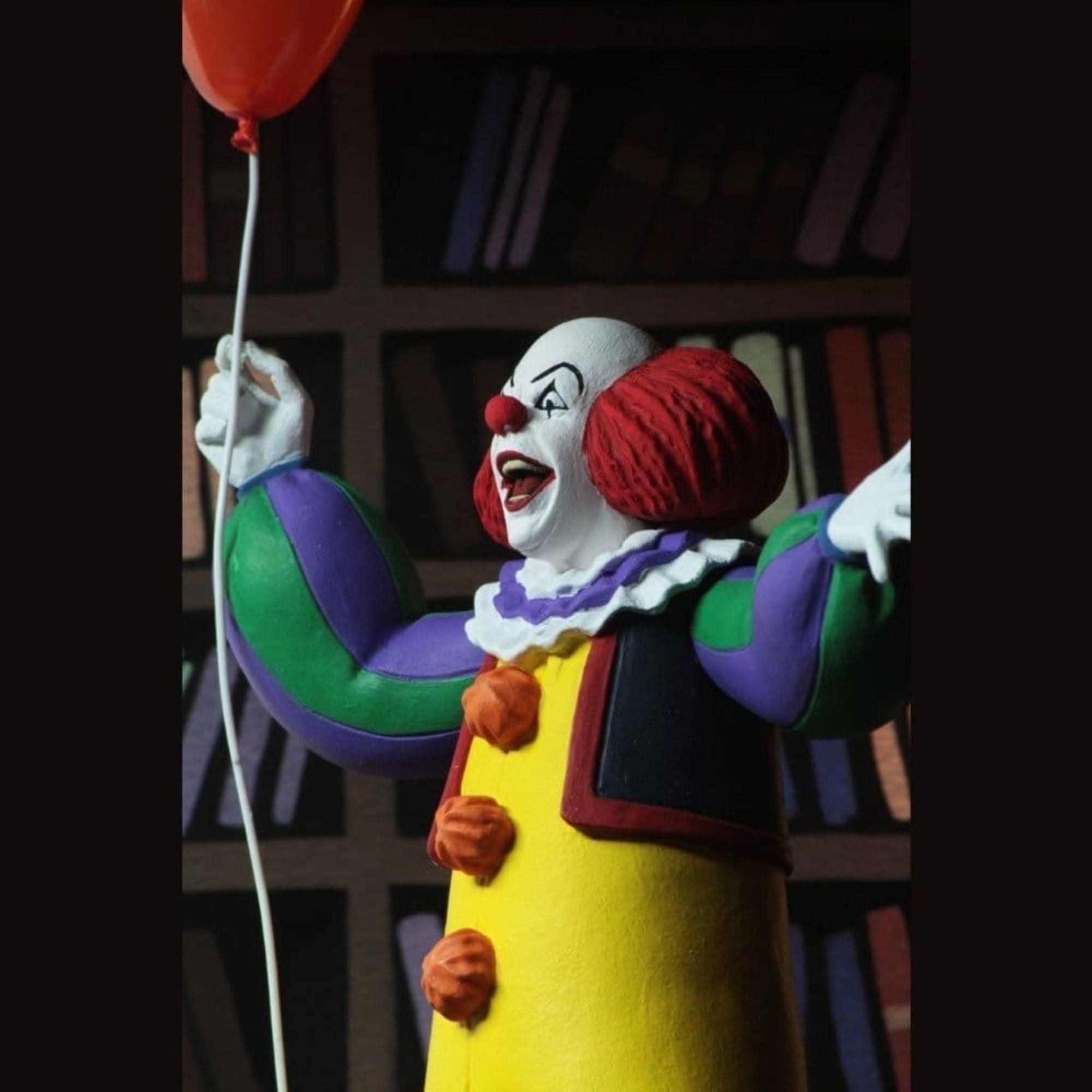 NECA Toony Terrors: IT 1990 Pennywise Action Figure (6 inch)